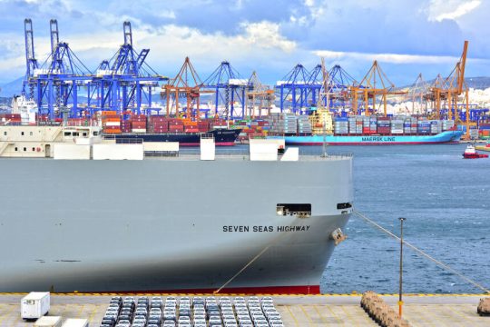 peiraias limani cosco